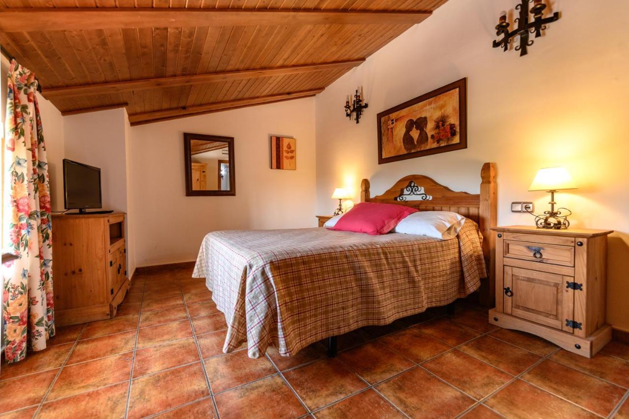 Complejo Rural Sol De Taberno Guest House Exterior photo