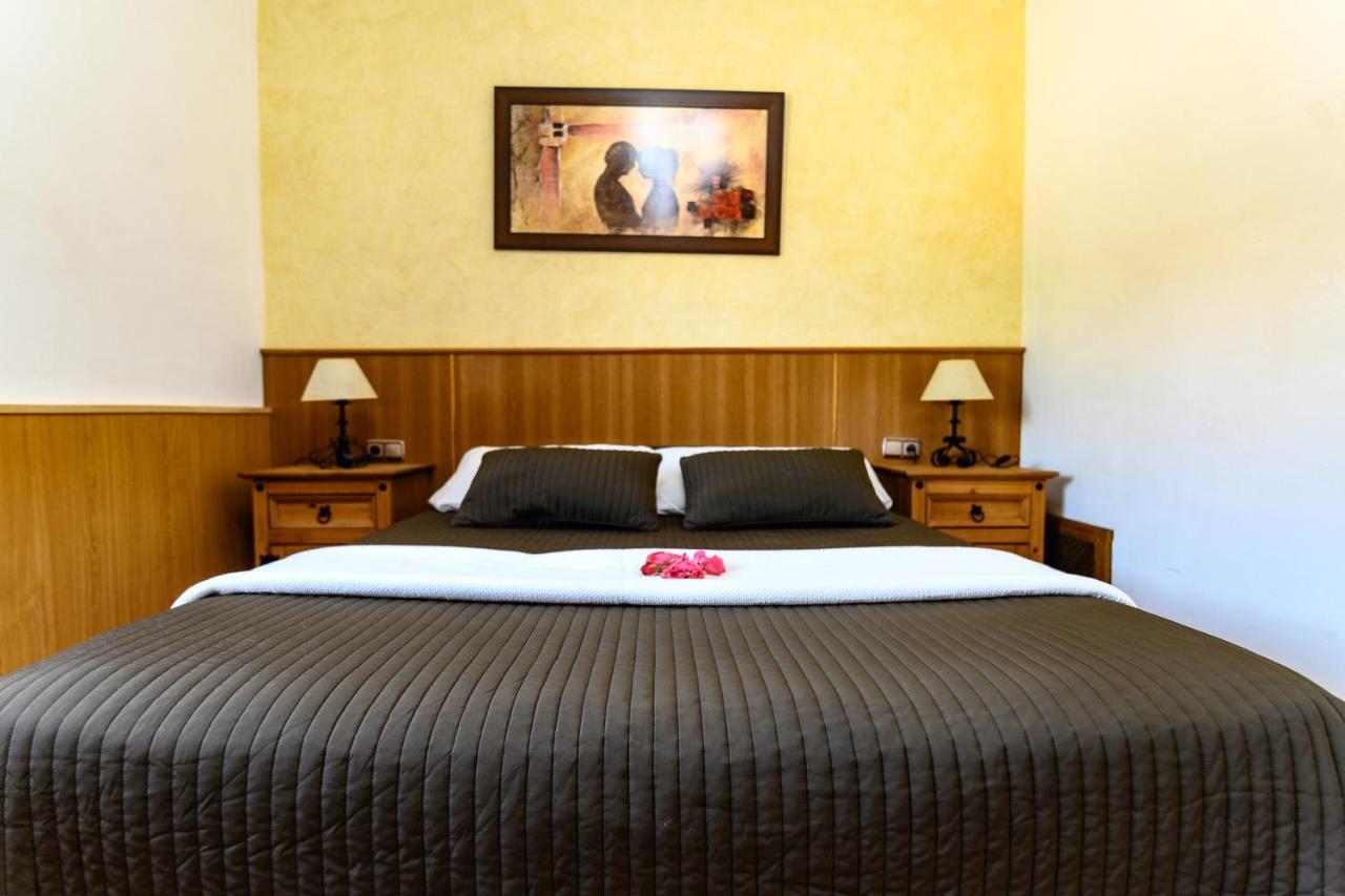 Complejo Rural Sol De Taberno Guest House Exterior photo